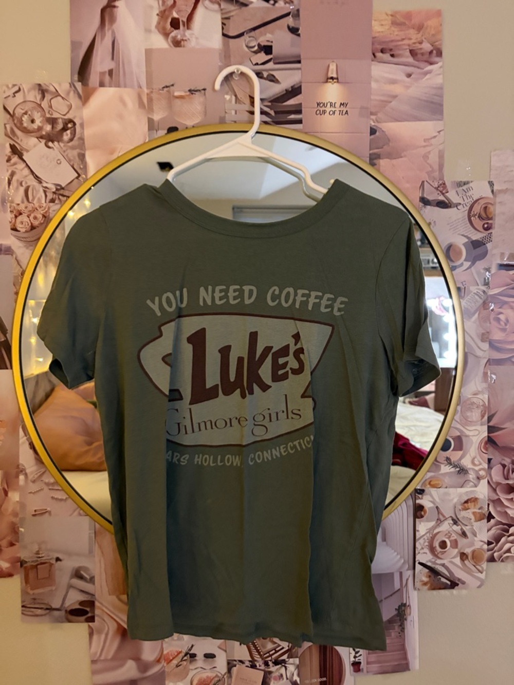 Gilmore Girls Men's Graphic Tee - Olive Green